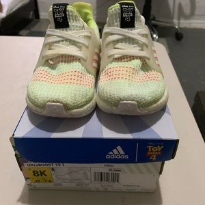 Adidas UltraBOOST 19 Toy Story 4 Edition (Buzz)